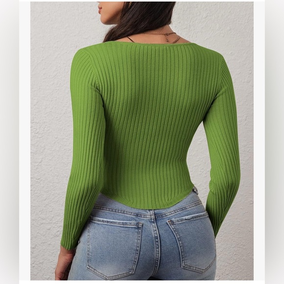 NWT GREEN SWEATER TOP-S - Picture 8 of 12